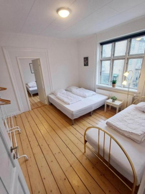 Wonderful City Central 2 Bedroom Apartment Aalborg, Aalborg